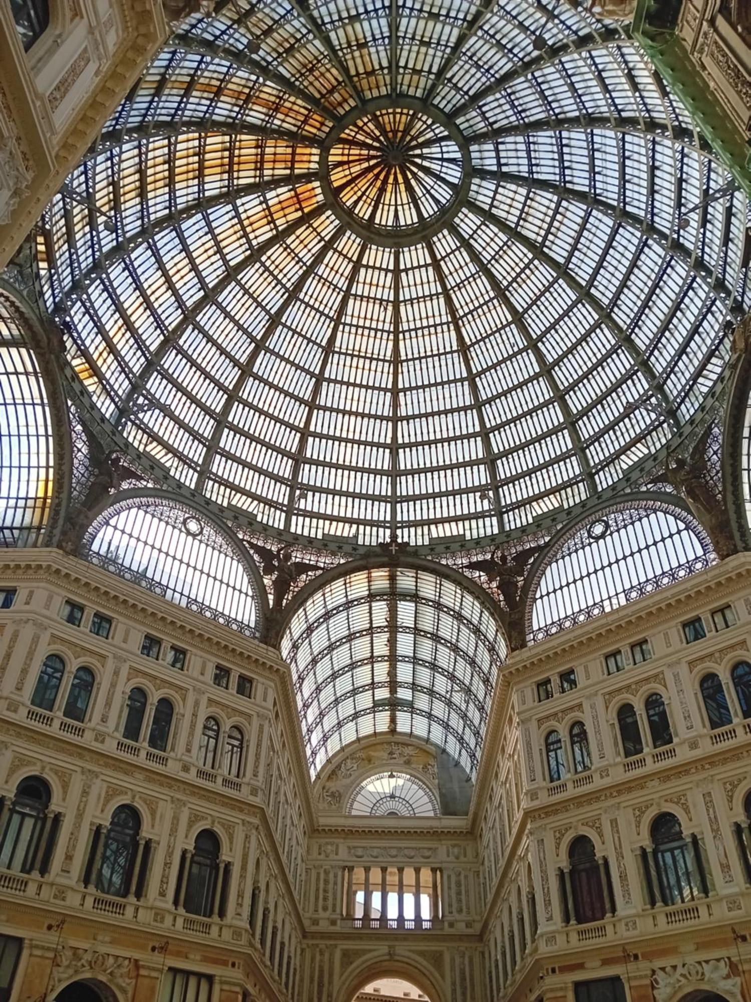 Di Enrico Naples