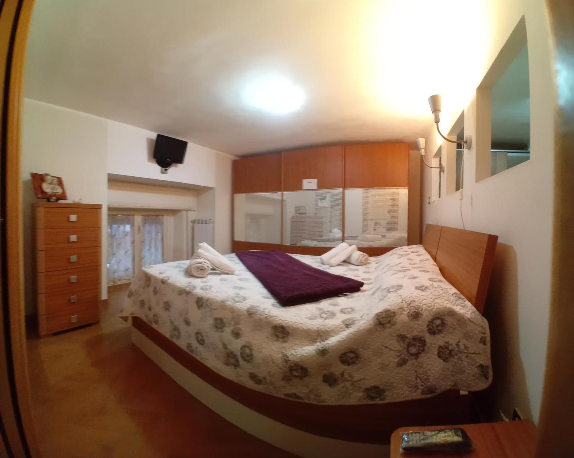 Apartment Di Enrico Naples