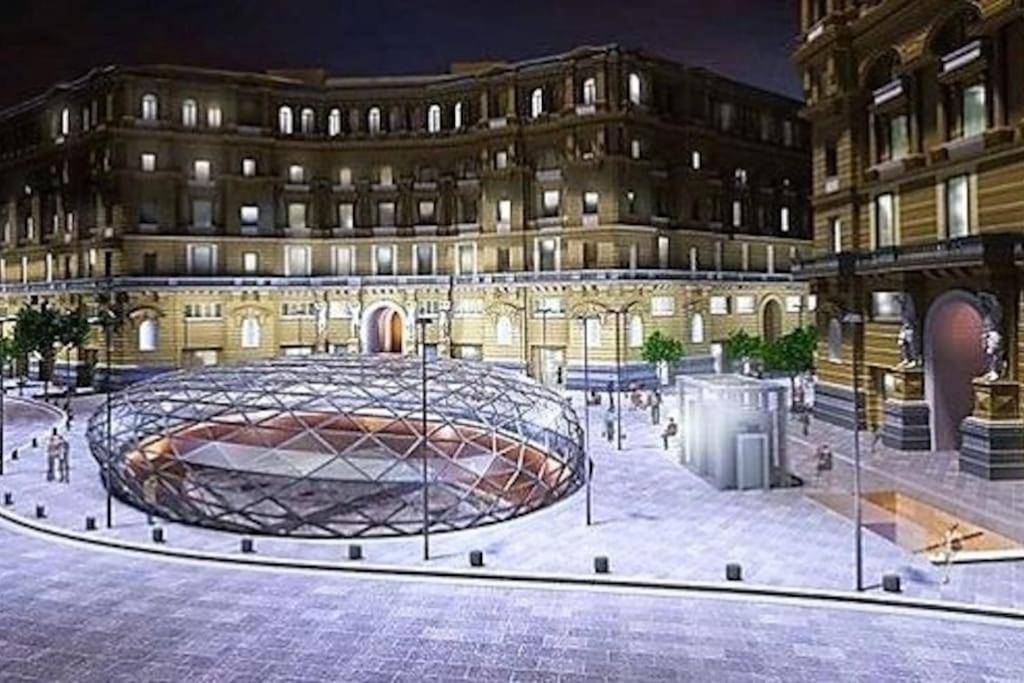Di Enrico * Naples